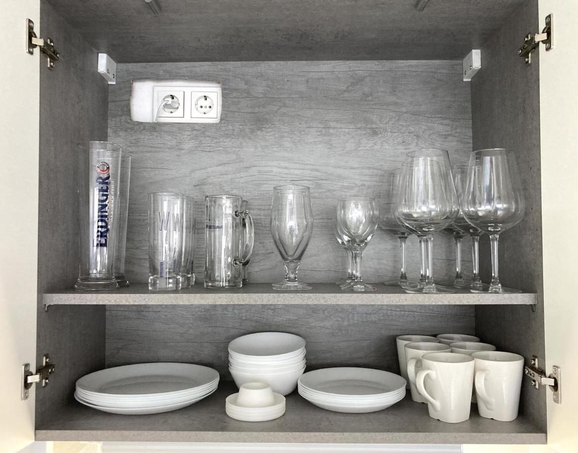 Living At Saarpartments - Adultsonly - Business & Holiday Homes With Kitchen For Long- And Short Term Stay, 3 Min To St Johanner Markt And Points Of Interest Saarbrücken Exteriör bild
